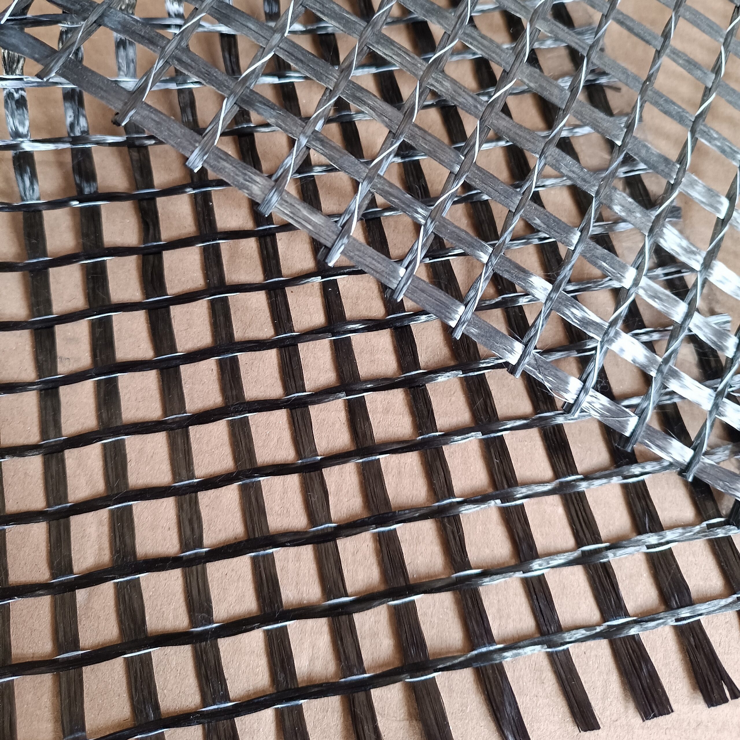 Karbon Fiber Mesh: Güçlendirmede Esnek ve Dayanıklı Çözüm