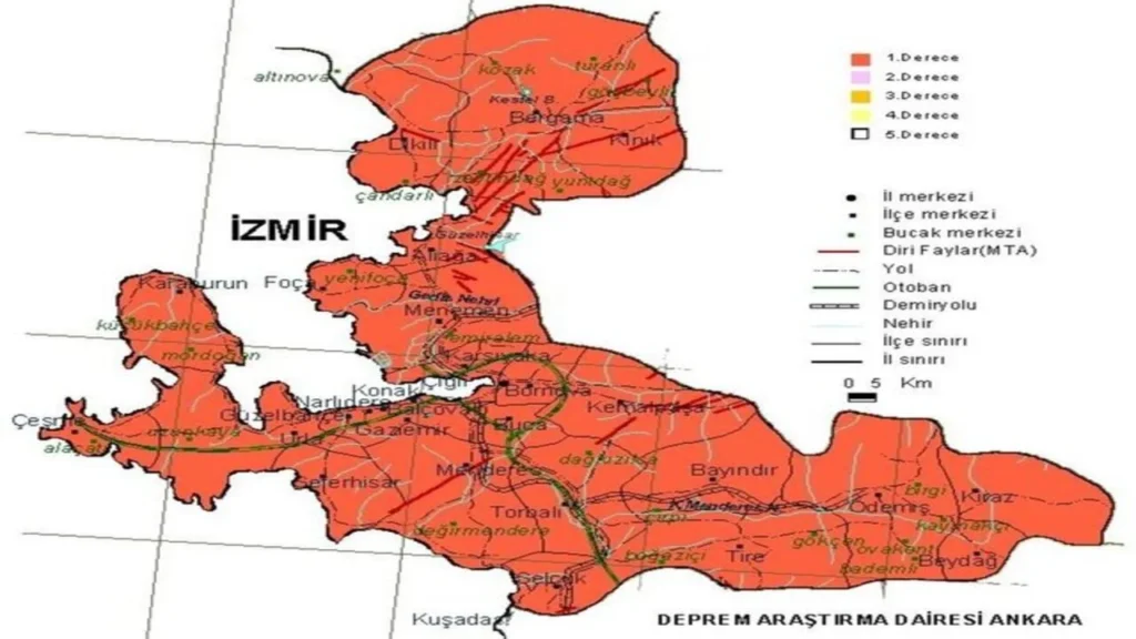 İzmir Deprem Riski: Kompleks Fay Ağı ve Zemin Gerçeği