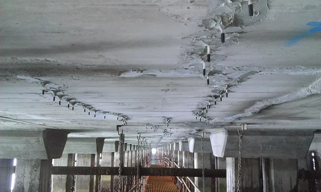 Tavan Çatlak Enjeksiyon Uygulaması: Üst Yapıda Onarımlar