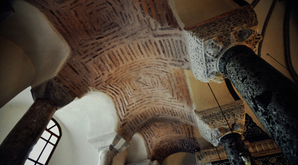 Tonoz Çatlak Tamiri: Yapısal Bütünlük Restorasyonu